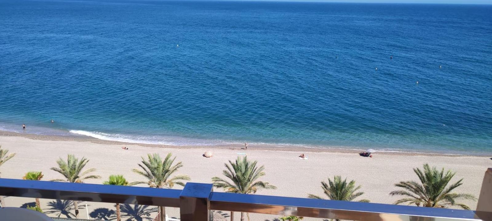 Duplex Castell De Ferro Apartamento Exterior foto